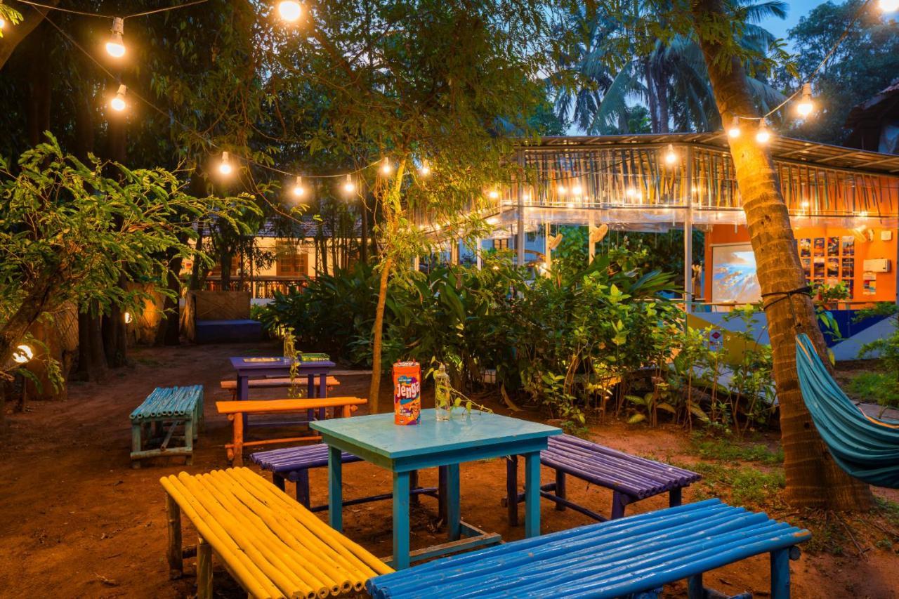 Gostops Lite Calangute Exterior photo
